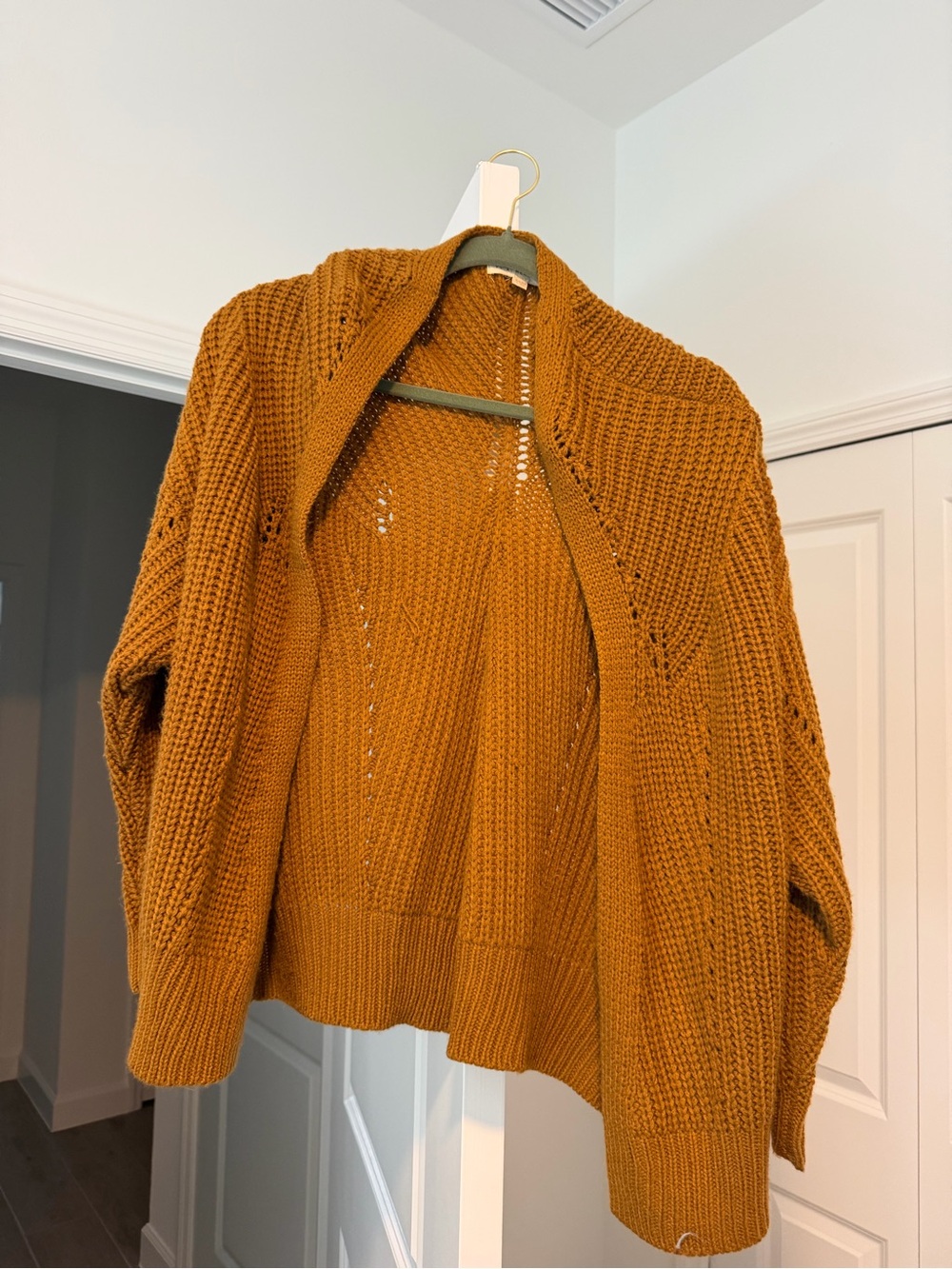 La Hearts Open-Front Chunky Cardigan Sweater - Mustard